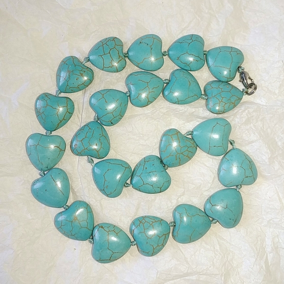 TURQUOISE HEART BEADS NECKLACE - 18" LONG - Picture 2 of 6